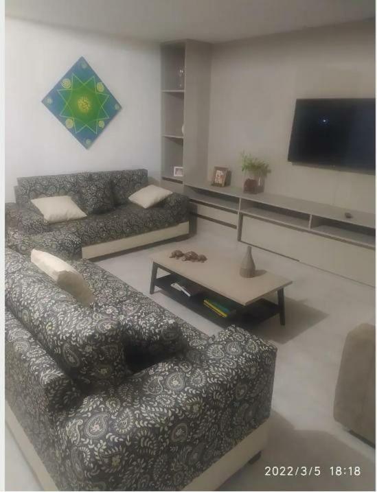 הוילה קמאסארי Excelente Casa Com Piscina מראה חיצוני תמונה