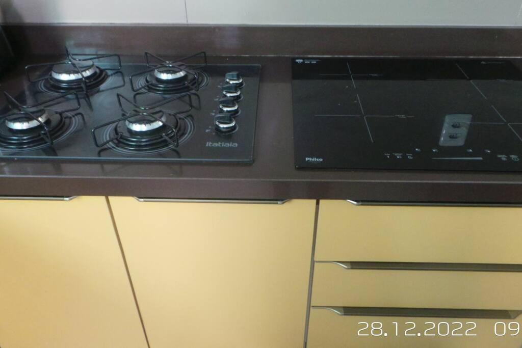 הוילה קמאסארי Excelente Casa Com Piscina מראה חיצוני תמונה